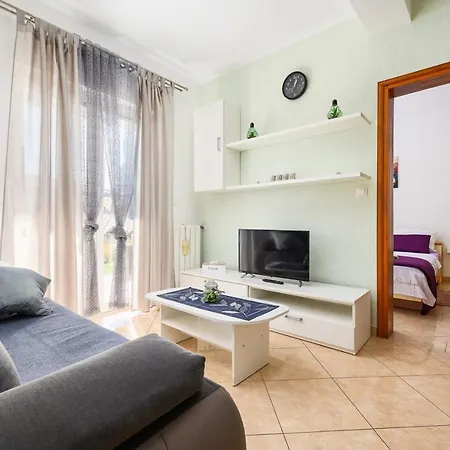 Bozica House With בית הארחה
