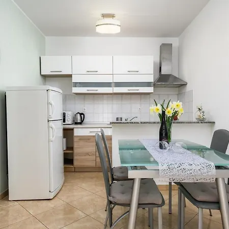 Bozica House With בית הארחה 3*