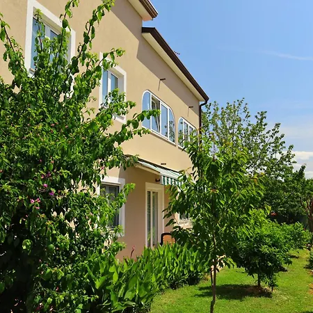 Gæstehus Bozica House With Murine