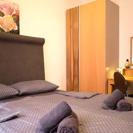 Bozica House With 3* Murine