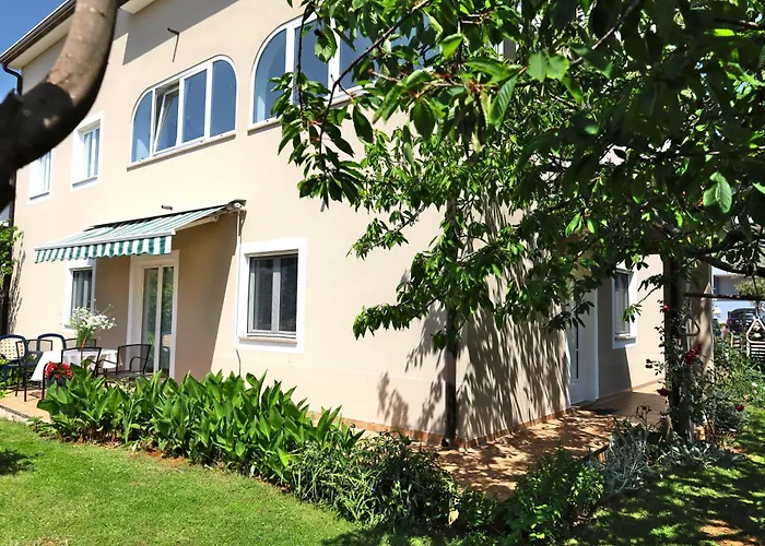 게스트하우스 Bozica House With Murine